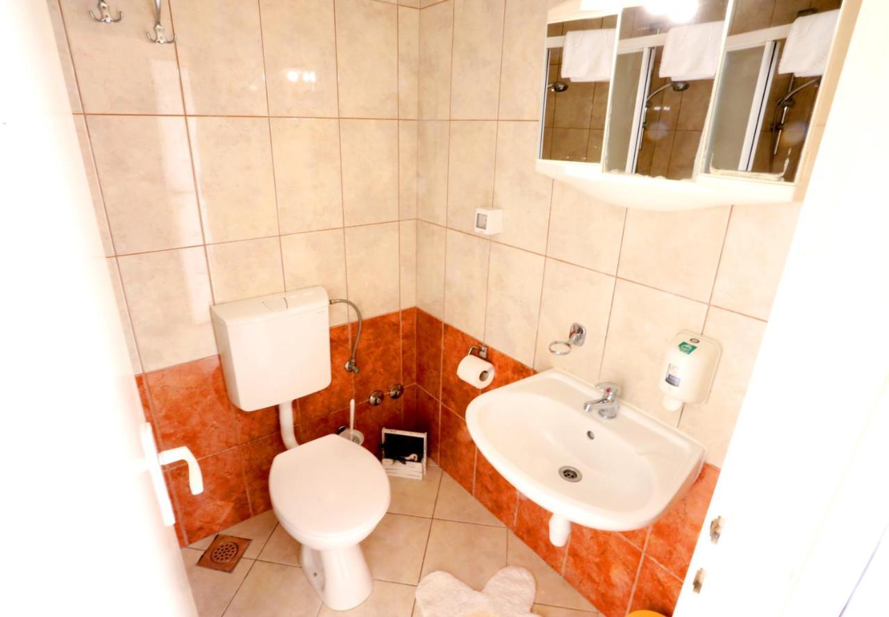 Beach Apartments Vlado Podstrana Luaran gambar