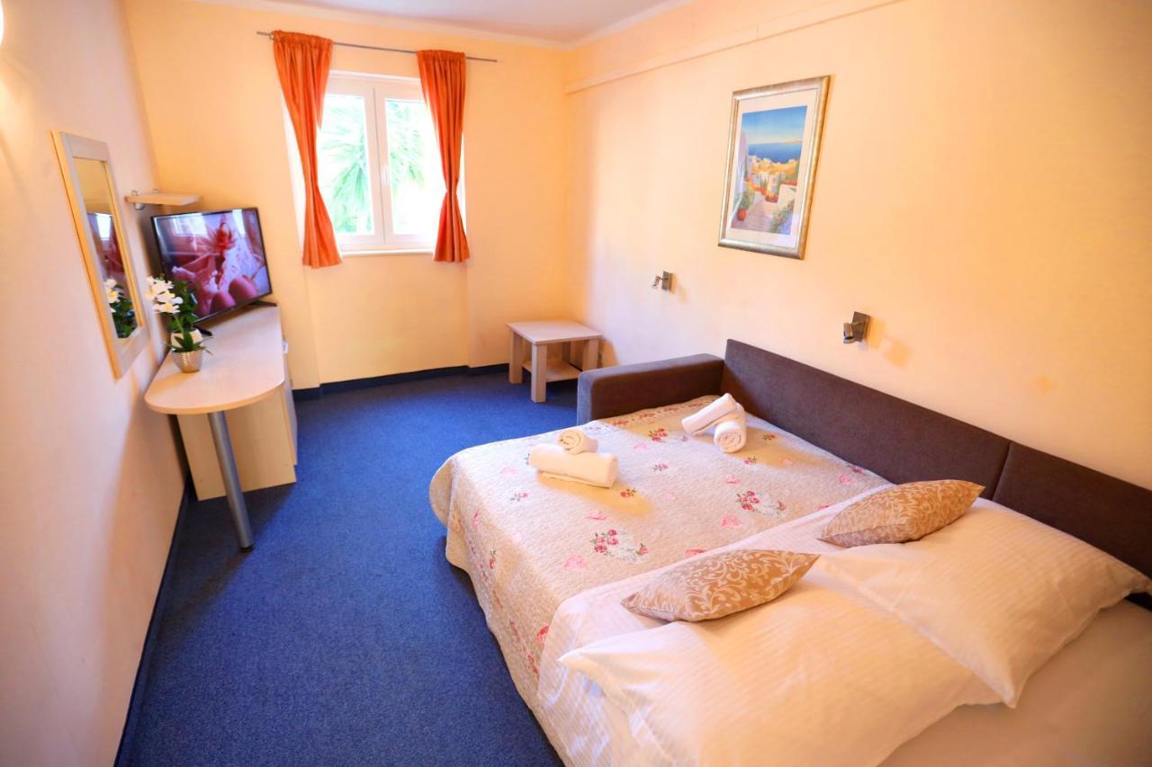 Beach Apartments Vlado Podstrana Luaran gambar