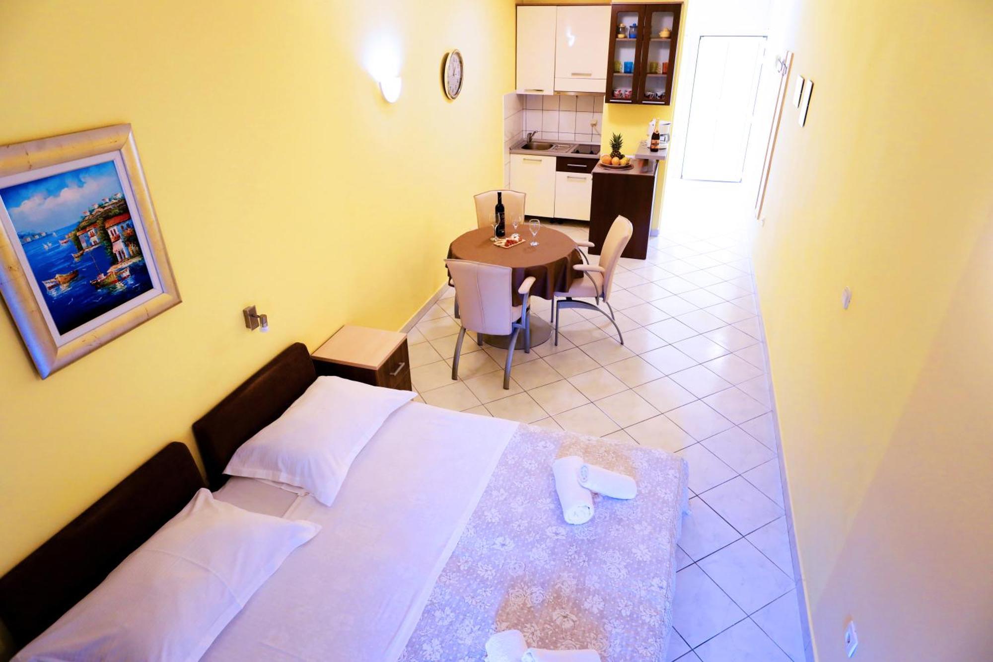 Beach Apartments Vlado Podstrana Luaran gambar
