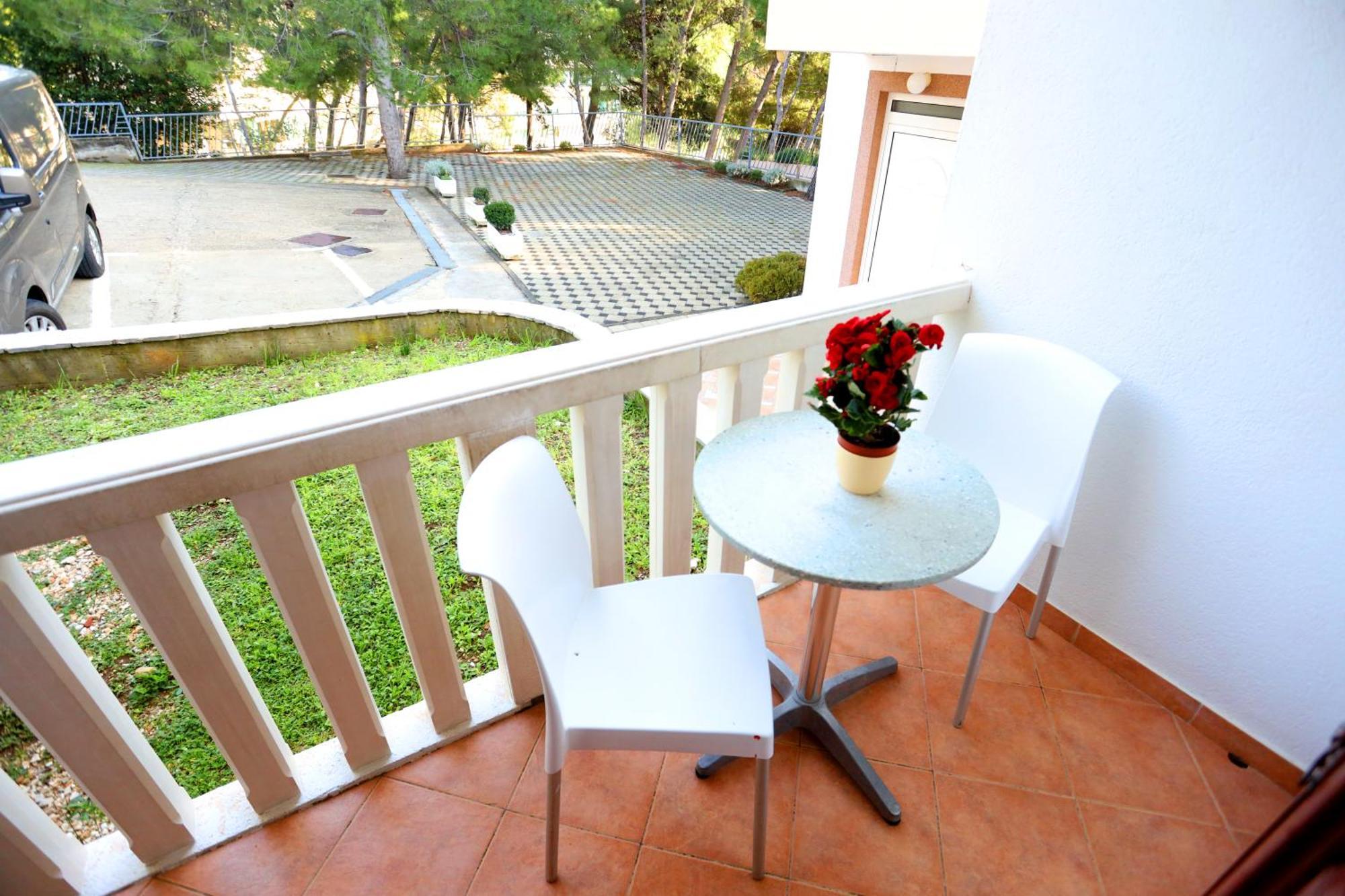 Beach Apartments Vlado Podstrana Luaran gambar